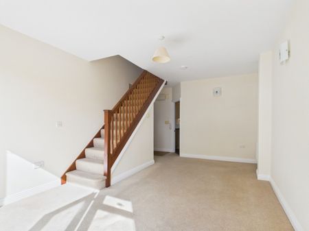 The Coach House, Maytree Gates, Evesham Road, GL52 - Photo 2