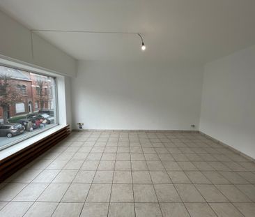 NINOVE - Gerenoveerd appartement vlakbij het centrum. - Foto 1