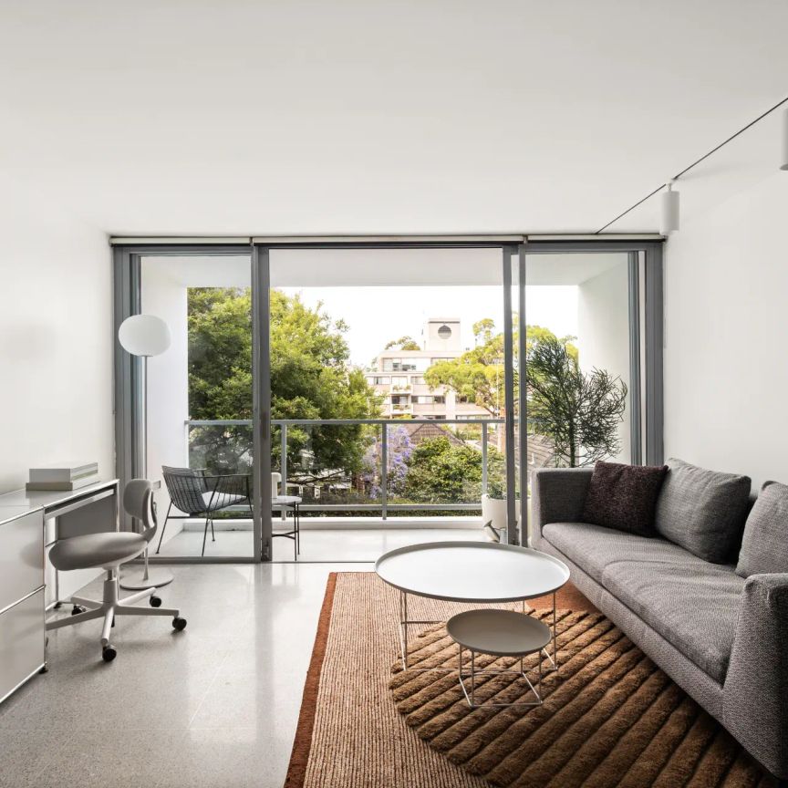 Stylish Furnished Apartment – Resort-Style Living at Rushcutters Bay - Photo 1