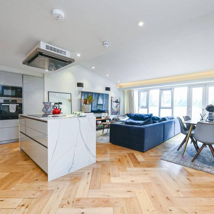 2 bedroom flat to rent - Photo 1