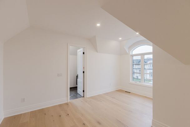 For Lease - 243 Prince George Crescent, Oakville, Ontario - Photo 1