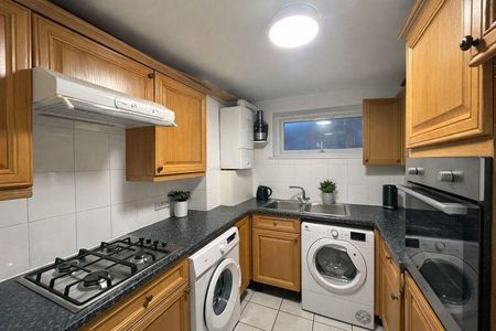 3 bedroom apartment to rent - Photo 5