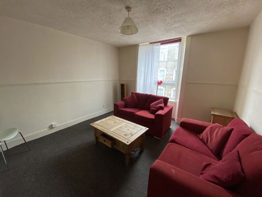 TL/G Rosefield Street, Dundee - Photo 1