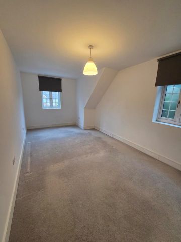2 Bed Flat, Ark Apartments, CR2 - Photo 2
