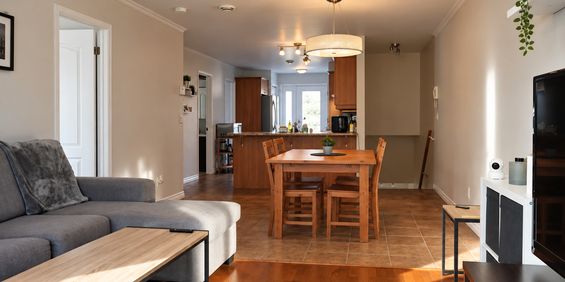 Appartement 5 ½ Avec Deux Balcons - Photo 3