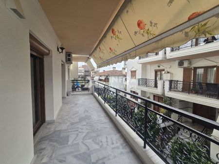 Φωτεινό και ευρύχωρο διαμέρισμα 95 τ.μ. με τζάκι και μεγάλα μπαλκόνια στην Πυλαία - Photo 3