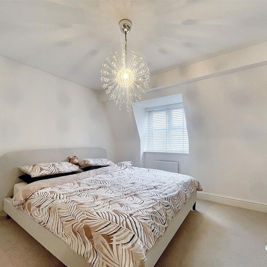 4 bedroom house - townhouse - Photo 1