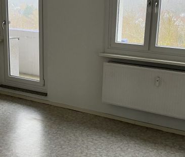 Teilsanierte Wohnung zum fairen Preis - Foto 1