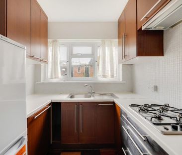 2 bedroom apartment to rent - Photo 5