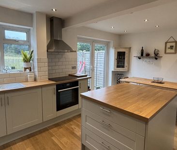 Compton Road, YEOVIL - Photo 6