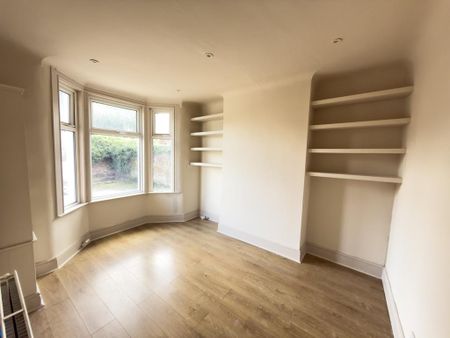 3 bedroom terraced house to rent - Photo 2