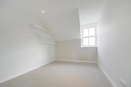4 bedroom townhouse to rent - Photo 4