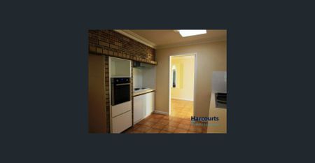 Corner Block with Double Lockup Garage - Photo 5