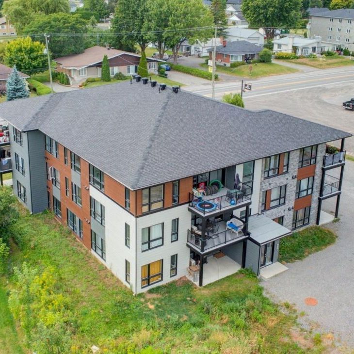 Appartement à louer - Saint-Ambroise-de-Kildare - Photo 1