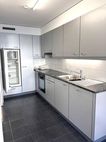 Superb 3.5 room apartment on the 1st floor - approx. 83m2 - Photo 3