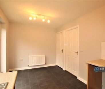 3 bedroom end of terrace house to rent - Photo 5