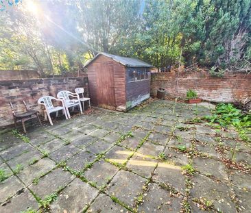 4 bedroom terraced house to rent - Photo 1