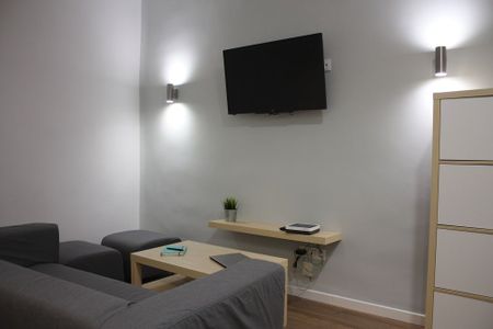 Cozy room in the centre of Madrid - Photo 2