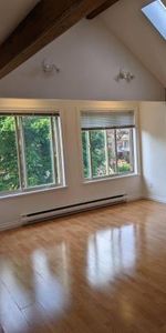 Bright & Spacious 2BR/1BA Top-Floor Suite – Prime Location! - Photo 4