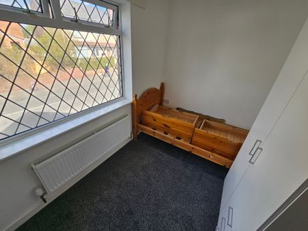 Pound Road, Oldbury, B68 - Photo 3