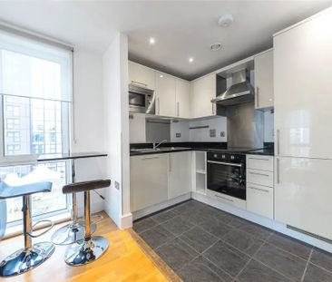 1 Bed Flat, Indescon Square, E14 - Photo 6