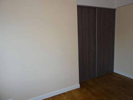 Location Appartement 1 pièce 42m² BREST 29200 - Photo 2