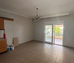 Διαμέρισμα για ενοικίαση - Ελευθερές, - Φωτογραφία 2