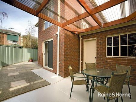 1/2a Dale Street, Maribyrnong, VIC 3032 - Photo 2