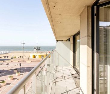 Appartement te huur in Knokke voor € 1.650 met 3 slaapkamers - Photo 2