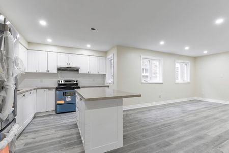 For Lease - 16 Medaca Street Unit# Main Fl, Toronto, Ontario - Photo 5