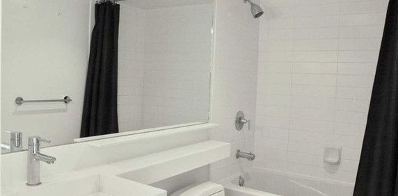 For Lease - 25 Telegram Mews Unit# 4609, Toronto, Ontario - Photo 2