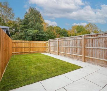 2 bedroom end of terrace house to rent - Photo 2