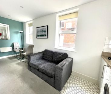1 bedroom apartment to rent - Photo 1