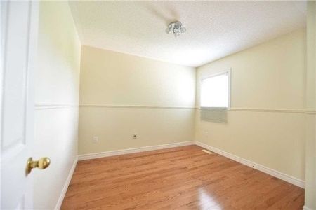 For Lease - 55 Ballymore Drive, Aurora, Ontario - Photo 5