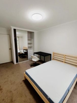 79 Boyce Rd, Sydney - Photo 1