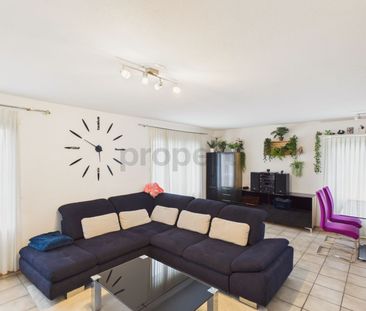 Modernes 2.5-Zimmer-Apartment mit Balkon, Sutz-Lattrigen - Foto 1