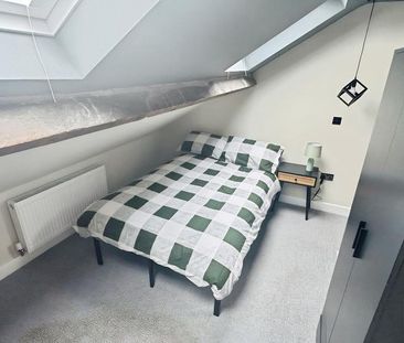 5 bedroom terraced house to rent - Photo 2