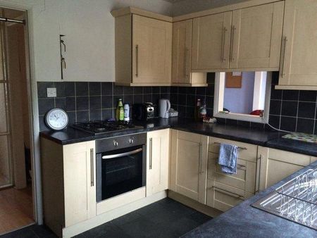 5 bedroom house share to rent - Photo 5