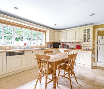 6 bedroom detached bungalow to rent - Photo 6