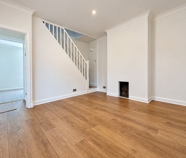 End Of Terrace House to rent - West View Road, Swanley, BR8 - Photo 6