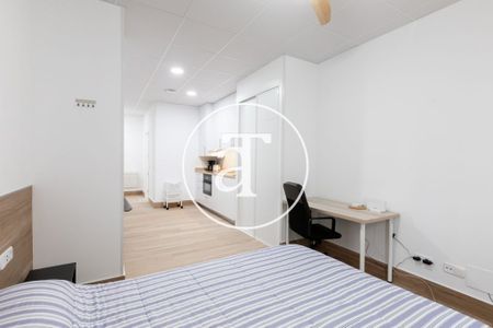 Monthly rental studio with 1 bedroom, 1 bathroom in Latina near Casa de Campo - Foto 2