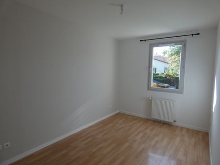 Location Maison 4 pièces 86m² BEAUNE 21200 - Photo 4