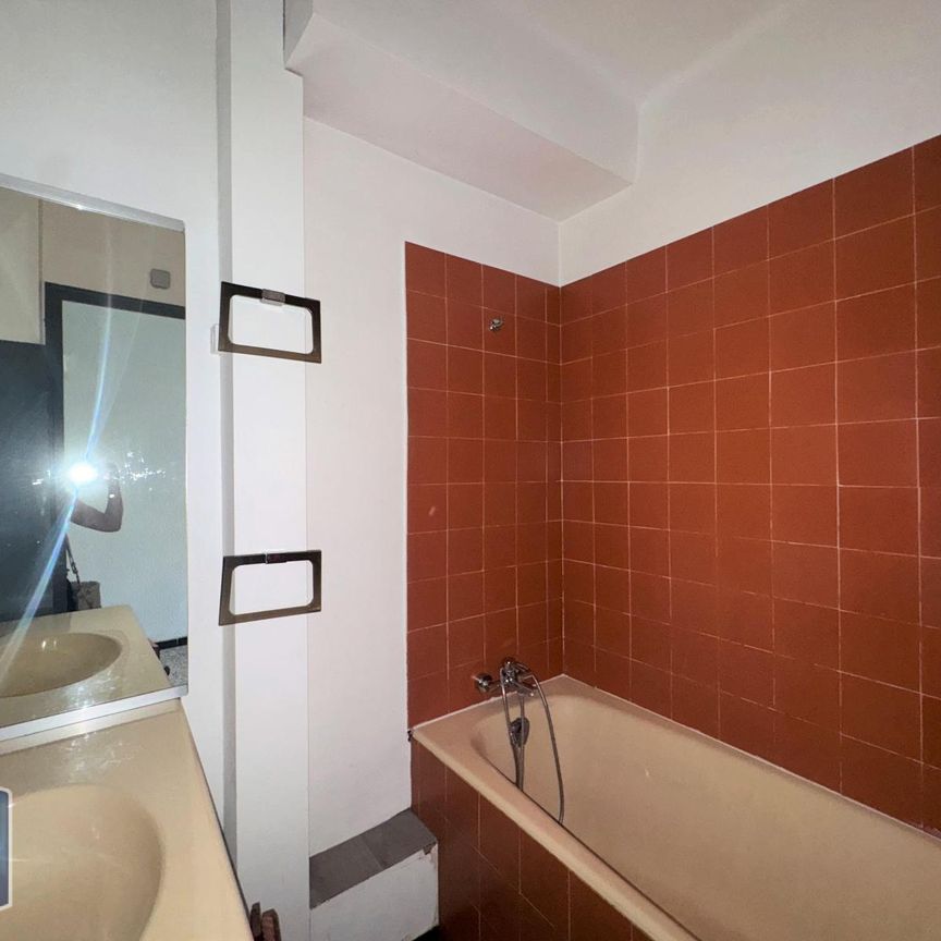 Location Appartement 2 pièces 36m² MARSEILLE 7ème - Photo 1