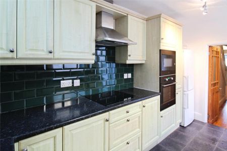 2 bedroom terraced house to rent - Photo 2