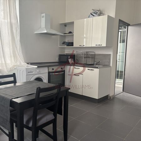 Appartement à louer, 2 pièces - Roubaix 59100 - Photo 3