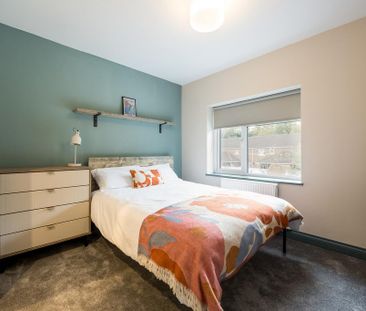 1 bedroom in a house share to rent - Photo 5