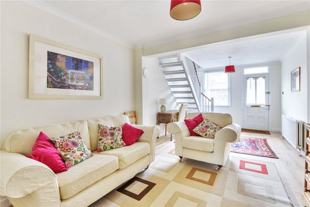 2 bedroom house to rent - Photo 1