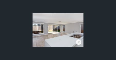 Unit 2/12 Gibson Street, BOOROOMA NSW 2650 - Photo 3