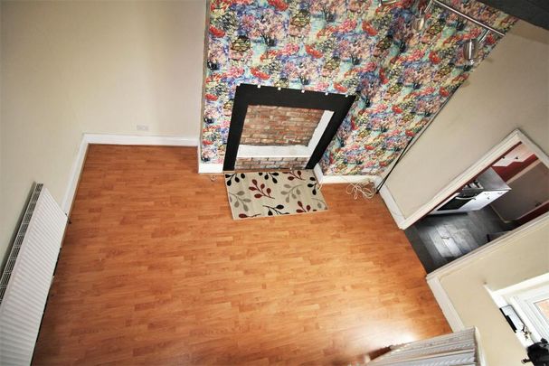 5 bedroom terraced house to rent - Photo 1