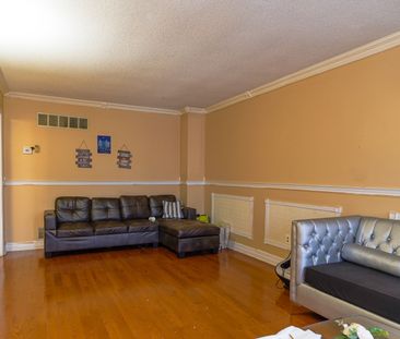 For Lease - 16 Duggan Drive, Brampton, Ontario - Photo 6